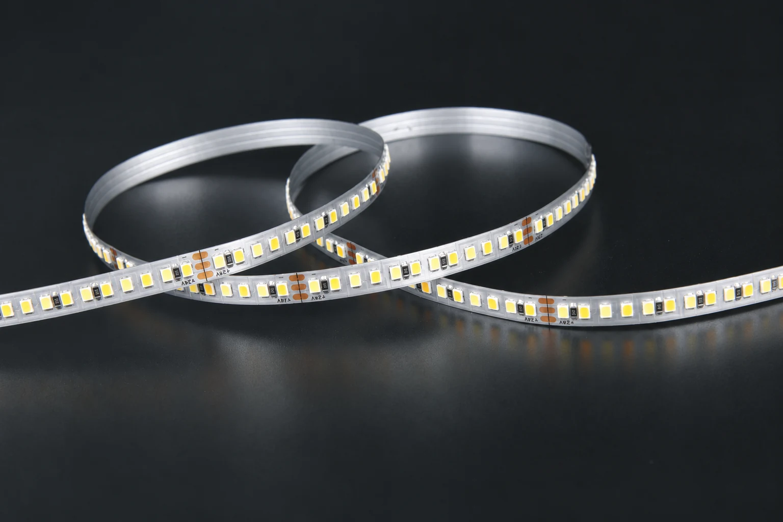 24V 8mm LED strip arranged in loops